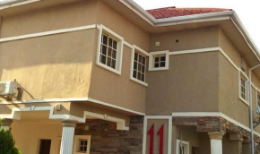 Room in Lodge - Adanma Hotel and Suites